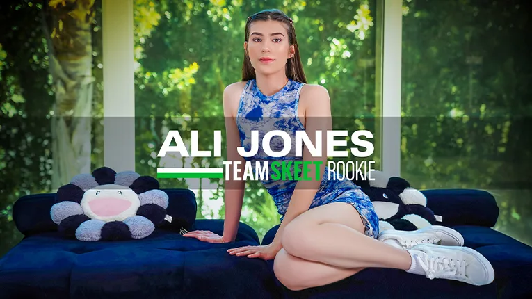 Newcomer Ali Jones Loves Step-Daddy Porn and Bondage - She's New